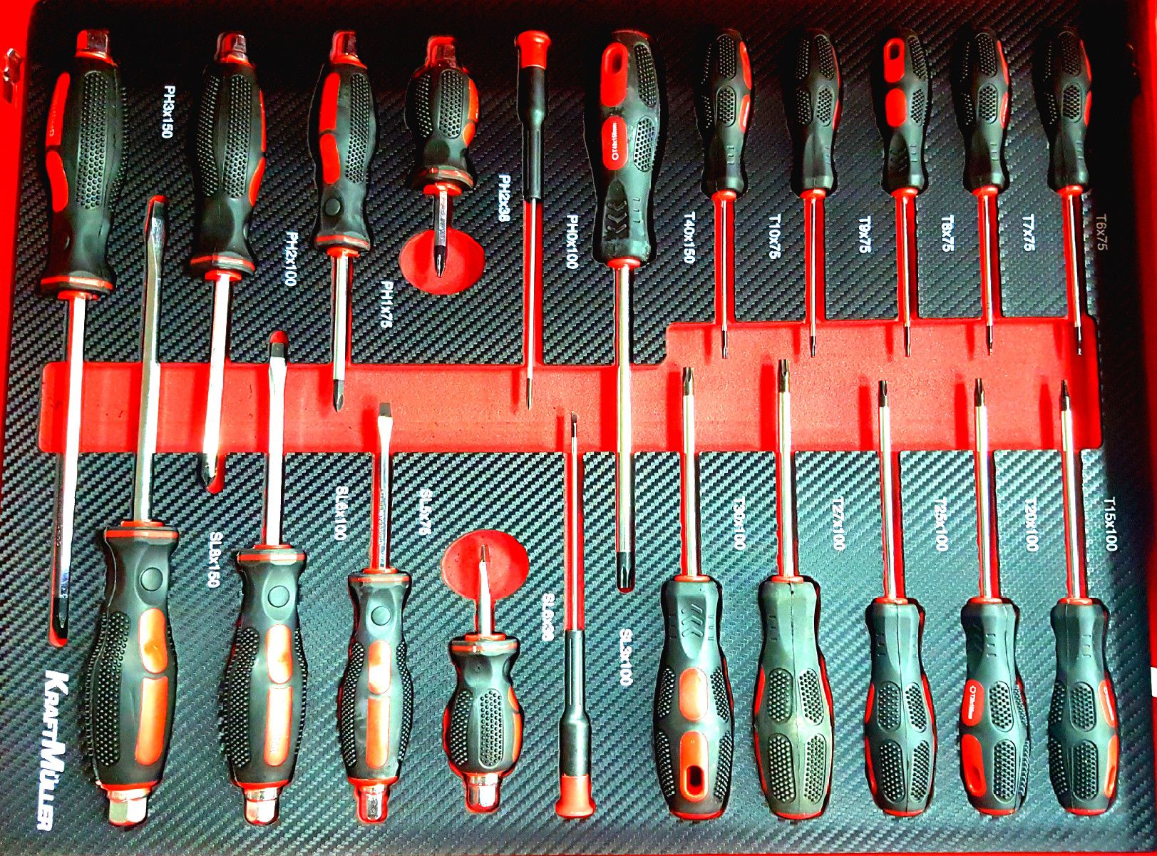 Servante Kraftmuller Jumbo 13 tiroirs 11 outillés - 123servantes